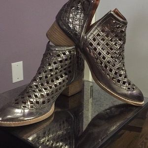 Jeffrey Campbell taggart  booties- solid size 11